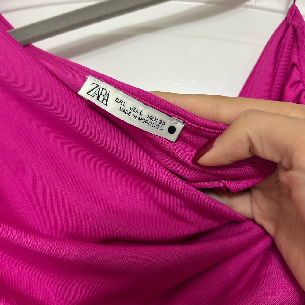 Asymmetrical top - Picture 3 of 3